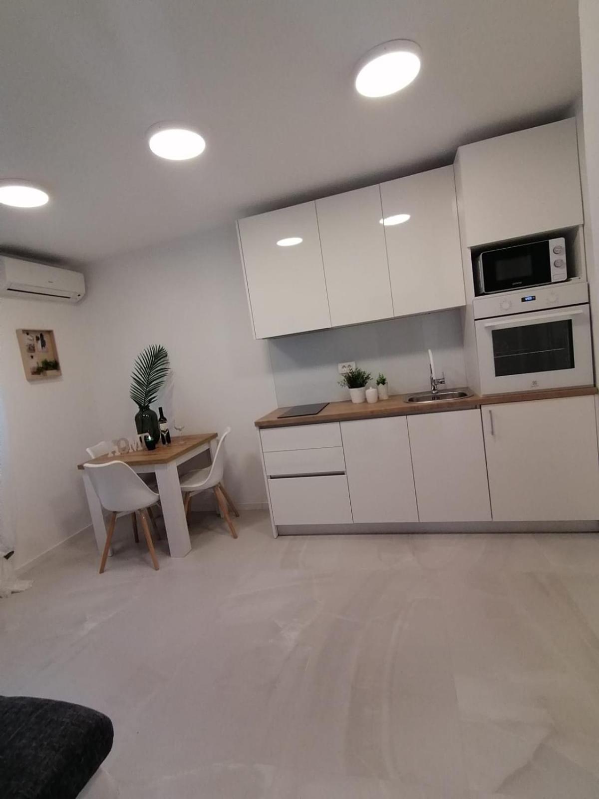 Apartmani Zoric Vodice Quarto foto